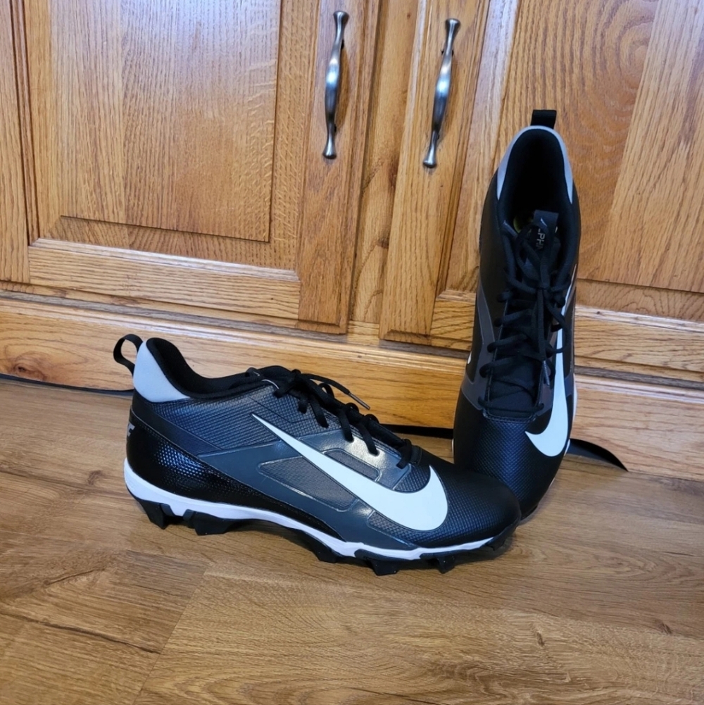 Nike Mens Size 15 Alpha Menace 4 Shark Football Cleats Shoes Black White Gray